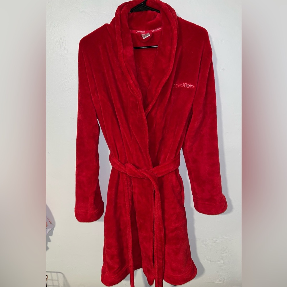 New Calvin Klein robe